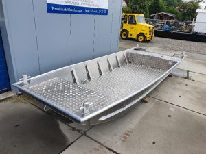 landing craft 5 meters